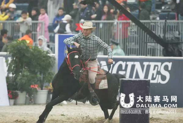 2014四川省第三届马术绕桶赛落幕