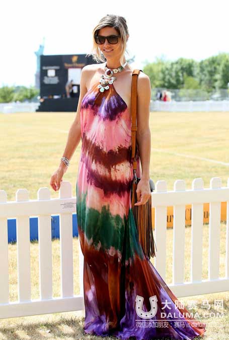 众星出席2015凯歌香槟金杯马球赛 演绎完美社交风尚 大陆赛马网6.jpg