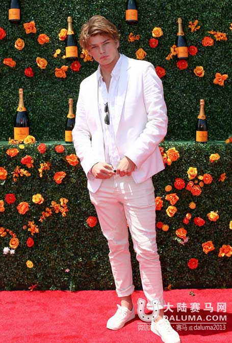 众星出席2015凯歌香槟金杯马球赛 演绎完美社交风尚 大陆赛马网11.jpg