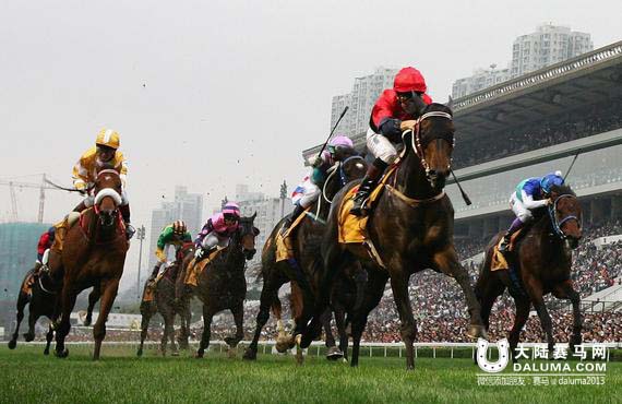 澳门赌王与香港马王“爆冷”的故事 大陆赛马网.jpg