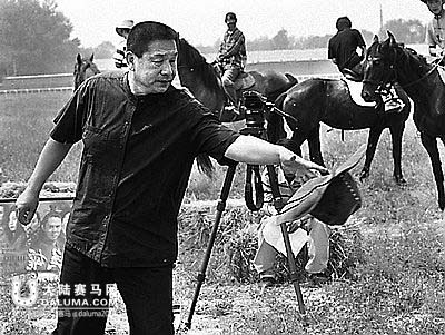 孙文瑞:影视马王 书写传奇 大陆赛马网2.jpg