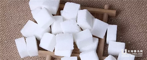 马主你知道吗
？你也许用零食谋杀了马匹