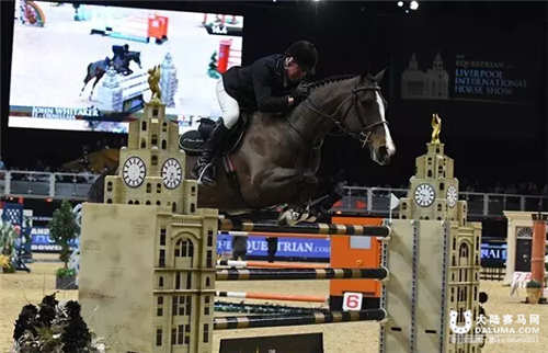利物浦国际马展马术障碍大奖赛 爱尔兰骑手斩获冠军.jpg