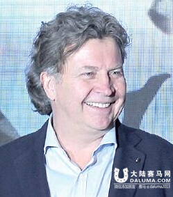 《舞马》将连演6个月：40匹骏马与人共舞