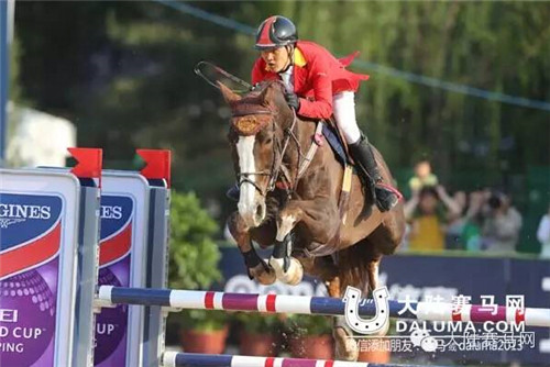 赵志文�
：马术世界杯障碍总决赛中国第一人的第一跳（视频）