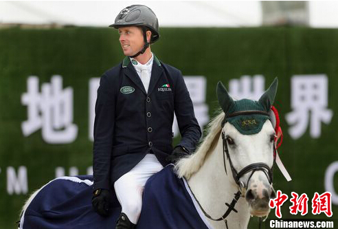 奥运冠军惊讶于中国马术发展 寄语青少年爱好者
