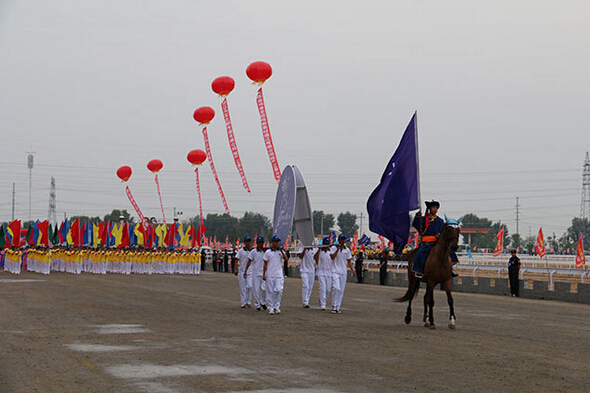 第二十届哲里木赛马节 在通辽9个旗区开幕