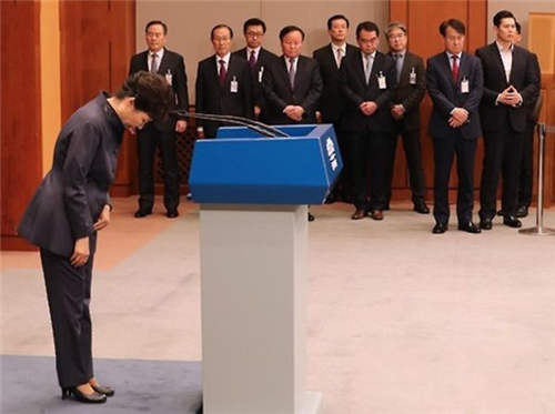 三星集团承认曾送崔顺实女儿一匹马 价值10亿韩元4.jpg