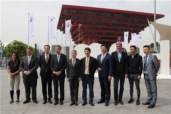 上海浪琴环球马术冠军赛明日开战 全新冠军奖杯惊艳全场02.jpg