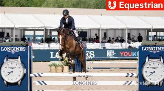 气囊打开最慢仅用0.205秒�
：hit