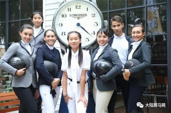 国际骑手来中国参加马术夏令营:浪琴表世界马术学院开先河.webp (2).jpg