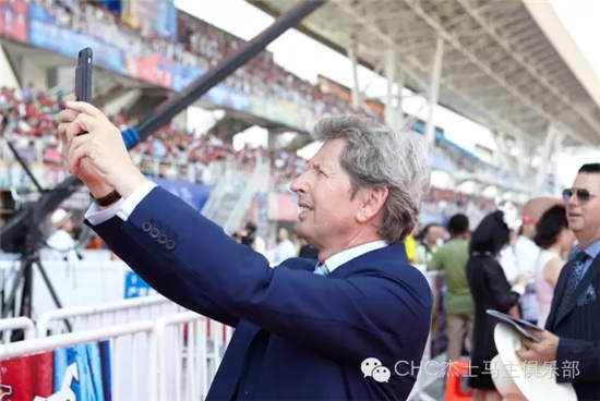 CHC国际顾问理事会主席约翰·沃伦阁下:贵族式的赛马 (3).jpg