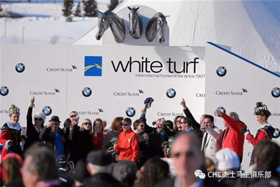 瑞士雪地赛马节:CHC赛驹再次出赛,马主感受别样驭马风情 (6).jpg