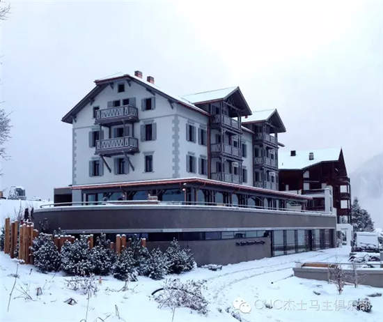 瑞士雪地赛马节:CHC赛驹再次出赛,马主感受别样驭马风情 (15).jpg