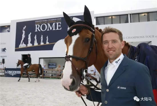 2017最新全球马术场地障碍骑手排名:刘同晏中国第一.webp (13).jpg