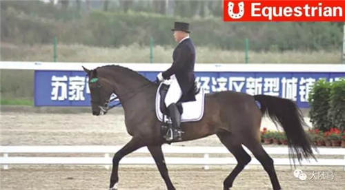 “永远18岁”的马背绅士张立军:全运会年龄最大的骑手7.jpg