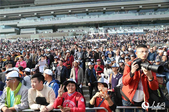 浪琴表香港国际赛开跑香港赛马夺三场冠军9.jpg