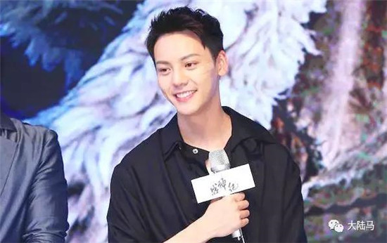 陈伟霆-大陆赛马网 (3).jpg