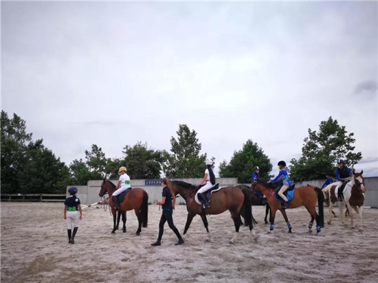 友谊赛9-大陆赛马网.jpg