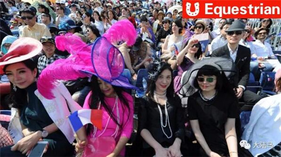 从“帽子戏法”到“优雅家庭”，上海环球马术赛成了礼仪盛典