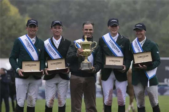 马闻早报丨爱尔兰队险胜东道主赢得国际马联国家杯马术障碍赛英国站冠军
