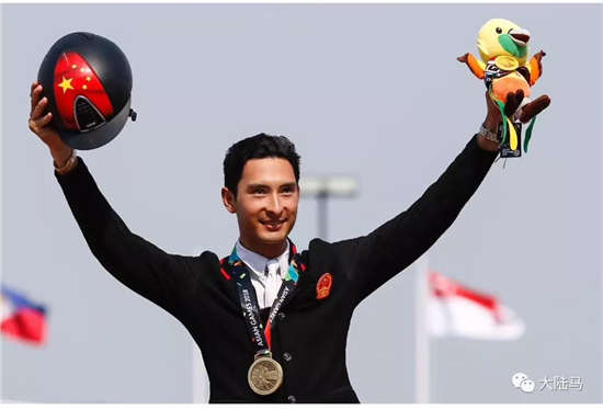 华天搭档“罗曼诺夫”征战美国世界马术运动会