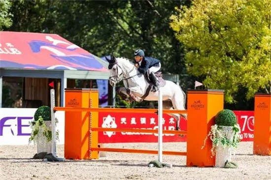 九位青年才俊荣获爱马仕卓越青年骑手奖