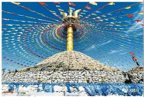 鄂尔多斯大力推动马术文化，丰富旅游体系