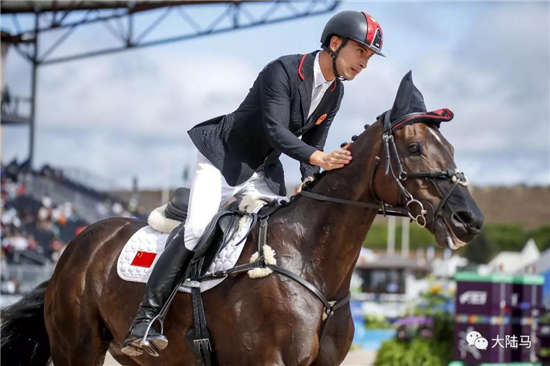 中国最有名的马术明星,当初为何放弃上大学?-2大陆赛马网.jpg