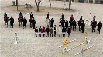 “国信·海天中心”杯中联骑士联盟青岛凤凰马术俱乐部内部交流赛举办 (1).jpg