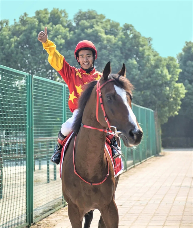 马闻早报丨未来之星无锡站奖金超15万,CHC澳大利亚与合作伙伴共庆中国佳节大陆赛马网 赛马网 赛马 (4).jpg