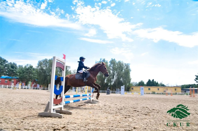 18年铸就“金字招牌”:CKUR中联骑士联盟18周年庆典圆满举行 大陆赛马网 赛马网 赛马 (6).jpg