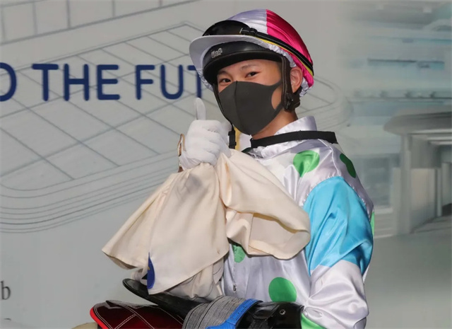 马闻早报丨山西省及朔州市领导出席玉龙赛马开锣赛,6省马术队获得全运会盛装舞步入场券 大陆赛马网 赛马网 赛马 (13).jpg