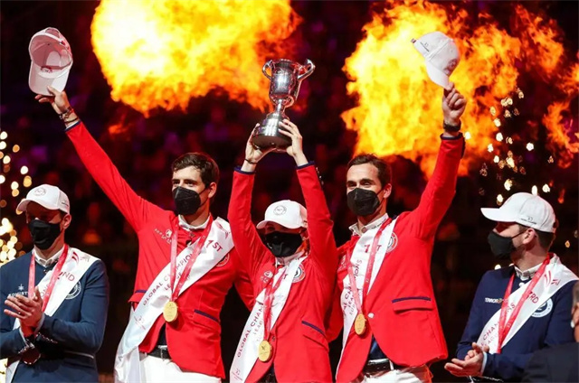 马闻早报丨中马协一星级专业教练员培训考核(福建站)举行,中国出席第13届法国速步马国际会议 (21).jpg