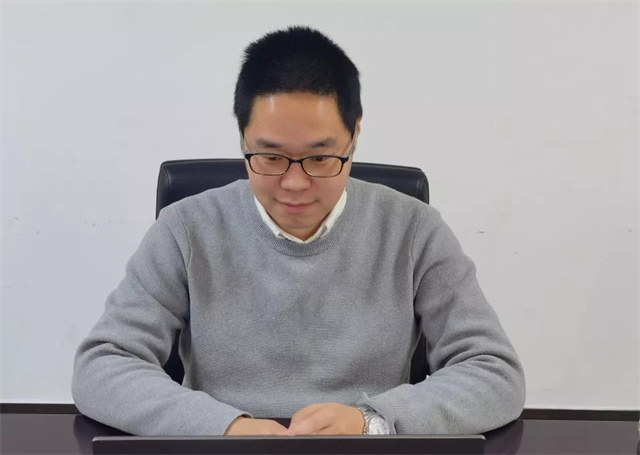 莫雷拉,南非骑师,霍利时,马术,赛马 (6).jpg