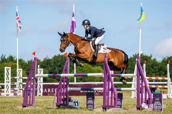 英国队斩获三项赛国家杯霍顿庄园站冠军 大陆马 (3).jpg