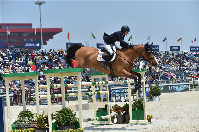 2016环球马术冠军赛第2日1.45_1.50米障碍争时赛1.jpg