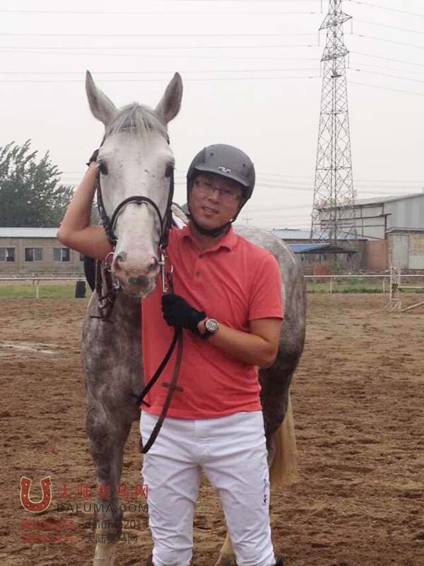 中联骑士联盟马术俱乐部董事长王强 大陆赛马网.jpg