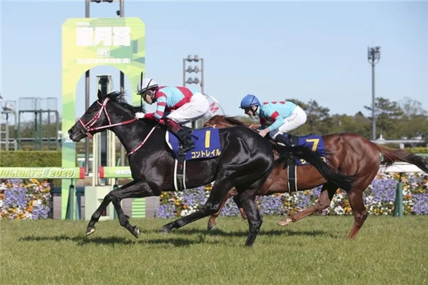 日本骑师福永佑一策骑“铁鸟翱天”首登日本二千坚尼 大陆赛马网.jpg