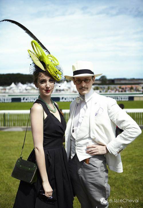 古堡,骏马,美女,音乐节……戴安娜大奖赛满足你对法国的所有浪漫想象 13.jpg