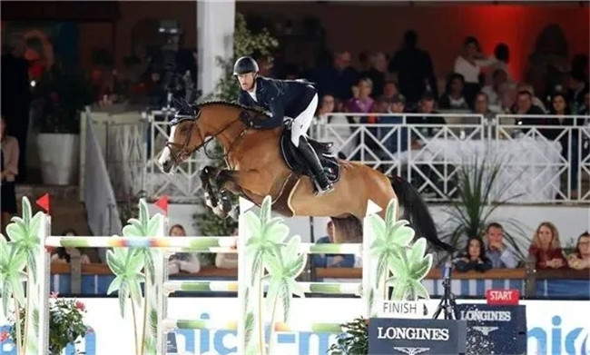 比利时马术骑手:我真的很害怕新冠病毒!财务损失巨大! 大陆马青马网.jpg