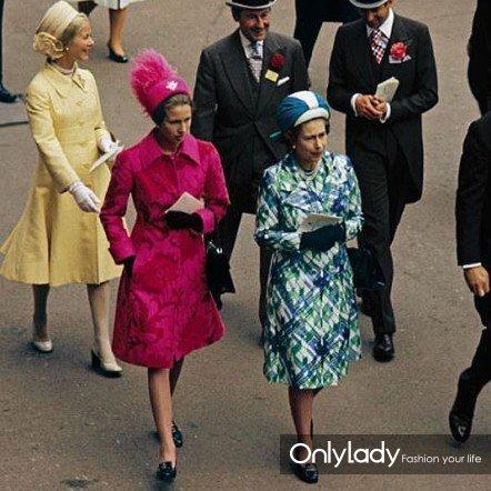 女人们如何抢走英国皇室赛马会的风头 大陆赛马网7.jpg