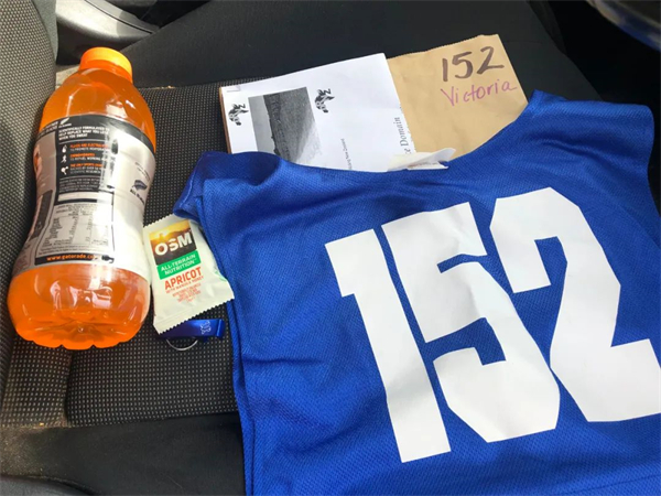 比赛时的选手包