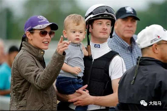 最好的圣诞节礼物,就是“马上”梦想成真4-大陆赛马网.jpg