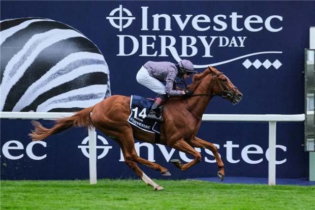 2020英国叶森打吡:“蛇纹石”一放到底5个半马位夺冠,前三皆是冷门马 大陆赛马网 (1).jpg