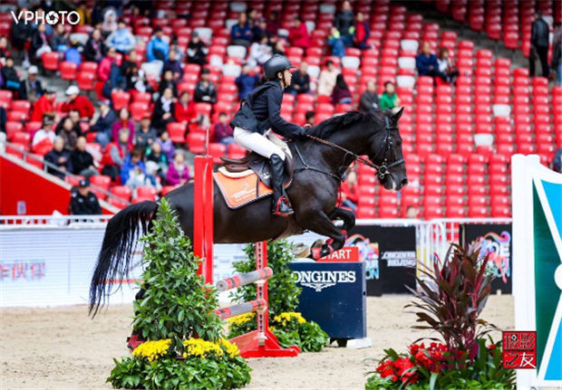 我们一起,为爱而骑!CKUR中联骑士联盟王奇琦与她心中一辈子的好朋友“雅典娜” 青马网大陆马 (3).jpg