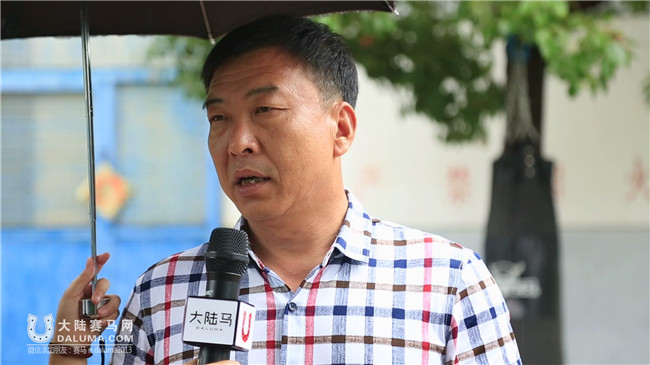 2016武汉速度赛马公开赛上半程收官赛 大陆赛马网 (27).JPG