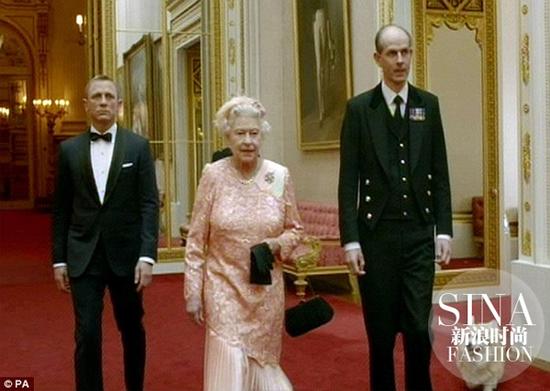 “邦女郎”女王大人 大陆赛马网