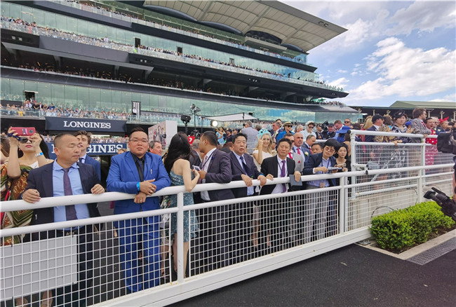 图:德利会创始人杜家安在巅峰赛现场 (1).jpg