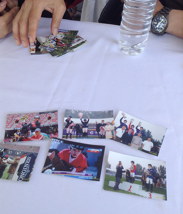 小骑手王韫婧:马术比赛中我会完全相信马 大陆赛马网